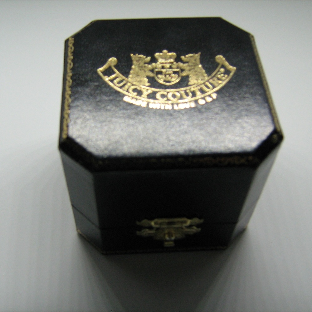 Juicy Couture purse/key chain accessory